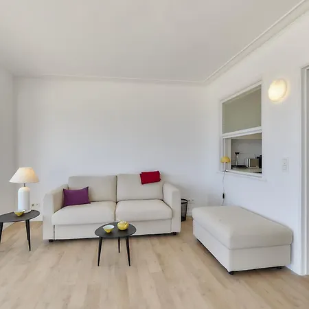 Lecomte - The Shoreline Ocean View 48 Apartament *